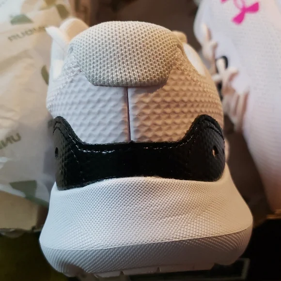 UNDER Armour Girls Sneakers 5y